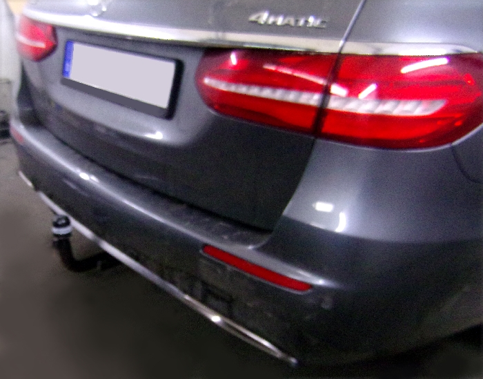 Anhängerkupplung für Mercedes-E-Klasse Kombi W 213, spez. m. AMG Sport o. Styling Paket, Baureihe 2016- V-abnehmbar